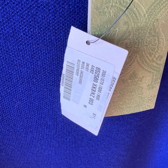 Authentic Gucci skirt in blue - Picture 2 of 4